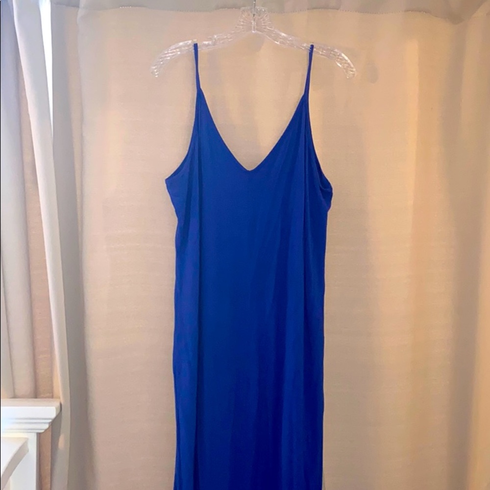 Blue sleeveless maxi dress